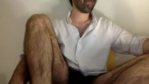 Snapshot of babyhardy chatting on October 18, 10:03 pm Tom A.    online show from October 18, 10:03 pm