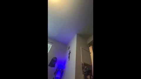 Snapshot of babyjeanscreams chatting on October 21, 5:27 pm babyjeanscreams online show from October 21, 5:27 pm