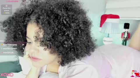 Baby Lee W online show from December 20, 8:06 am