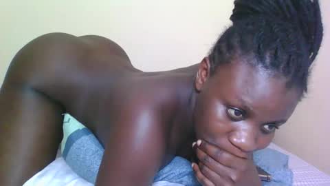 PRISCILLAH online show from February 1, 7:33 pm