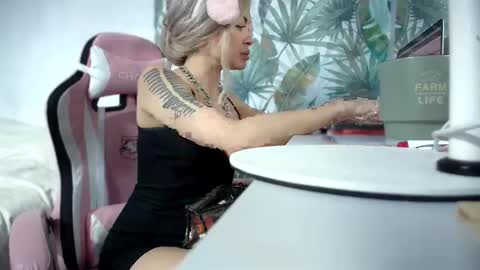 babysugarbunny online show from November 2, 11:27 pm