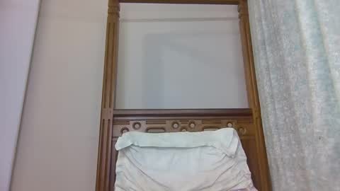 babytylerr online show from November 26, 6:54 am