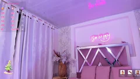  VENU  online show from January 8, 3:01 am