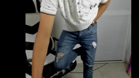 bad_boy_master_findom online show from February 19, 2:11 am