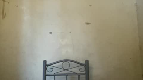 AMARA - FOLLOW ME AND THUMBS UP online show from April 1, 2:56 am