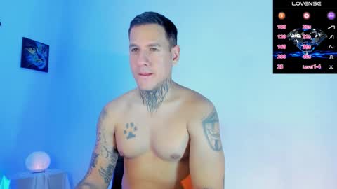 Liam online show from February 25, 5:00 am