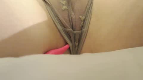 Susie  online every day except weekends    lets use FACK MACHINE in pvt online show from March 3, 6:15 pm