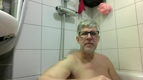 baggelina75 online show from May 6, 6:58 pm
