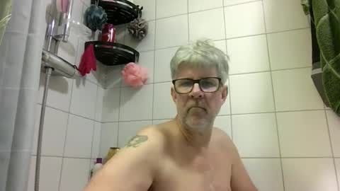 baggelina75 online show from May 18, 7:53 pm