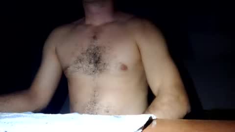 baiat_frumusel online show from December 19, 11:35 pm