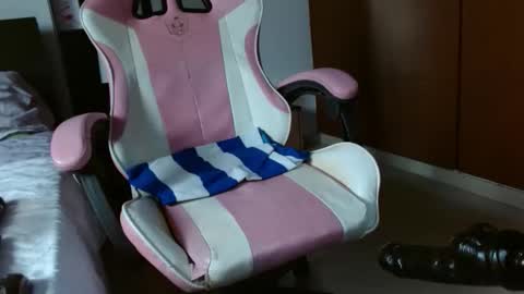 sandra online show from January 14, 3:31 pm