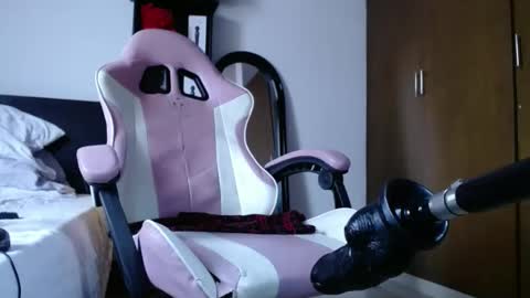 sandra online show from October 6, 2:24 pm