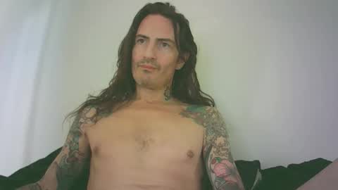 Bailey online show from April 19, 1:12 pm