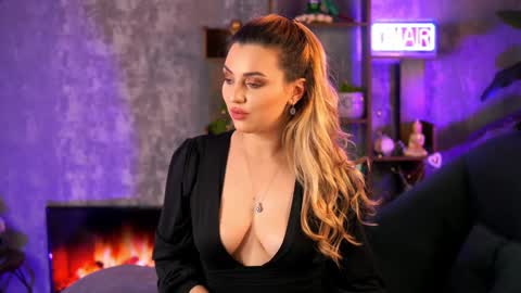 Bailey online show from December 7, 11:34 am