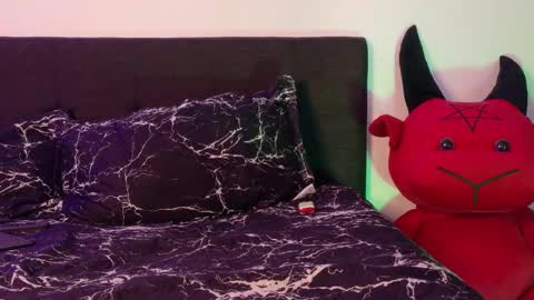 Bambi online show from March 9, 3:27 pm