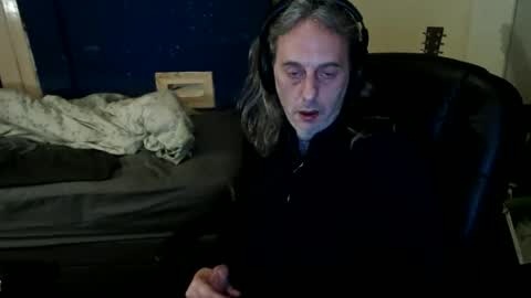 bangintoleather online show from May 22, 2:18 am