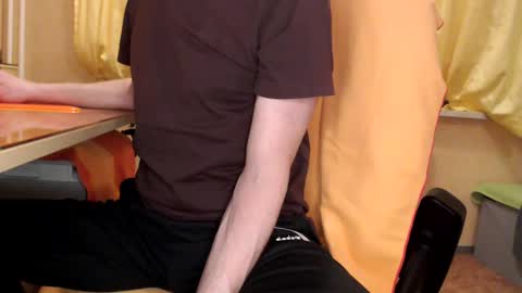       online show from March 8, 7:31 pm