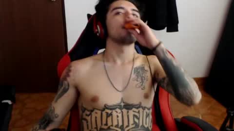 baracaldoink online show from July 2, 5:56 am