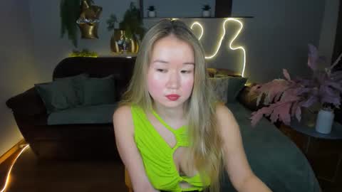 Barbara online show from November 10, 11:46 am