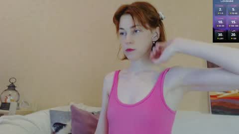 Amina online show from April 10, 11:15 am