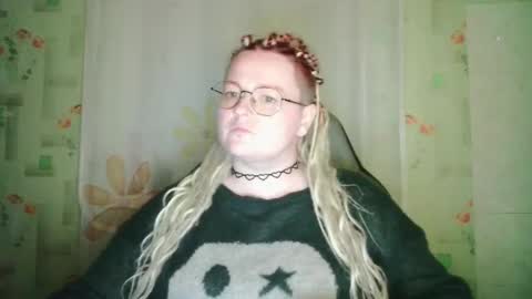 barbarraa online show from April 14, 9:18 pm