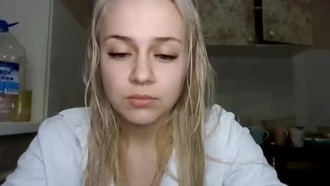 barbie___girl online show from February 25, 7:17 pm