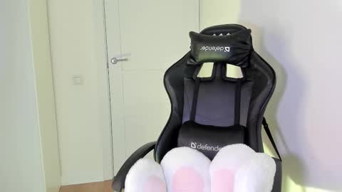 Bella online show from February 15, 2:14 am