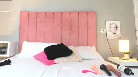 Barbie lorens online show from April 14, 11:46 am