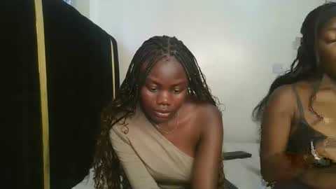 queen online show from October 12, 12:42 pm