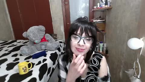 barbie_rococo online show from April 19, 4:08 pm