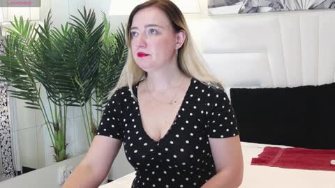 Ann online show from December 20, 11:43 am