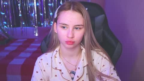 Eva online show from December 31, 9:42 am