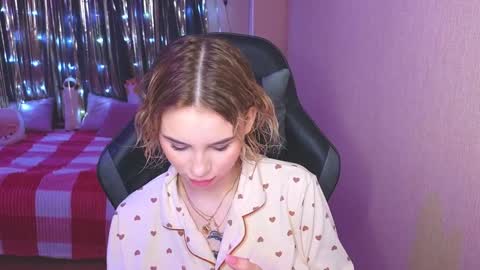 Eva online show from February 5, 8:25 pm