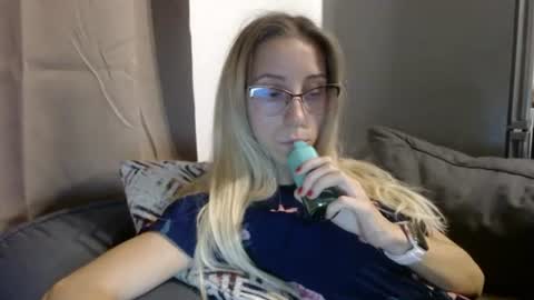 Lena online show from July 16, 5:27 pm