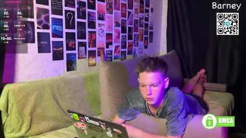 Fansly  Barney  and Kevin T  online show from September 18, 3:16 pm