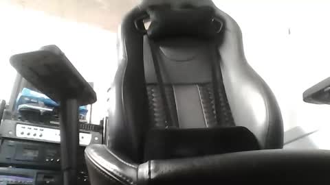 basskep online show from April 9, 12:33 pm