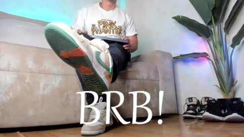 Bastian Independent Model online show from April 3, 8:05 pm