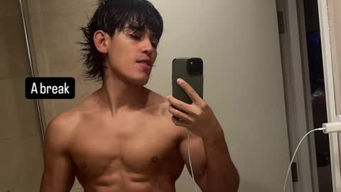 Bastian Maalouf  online show from January 12, 12:28 am