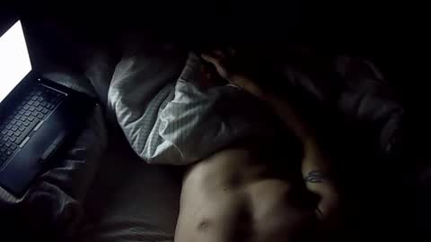 babtboy2121 online show from January 1, 6:05 am