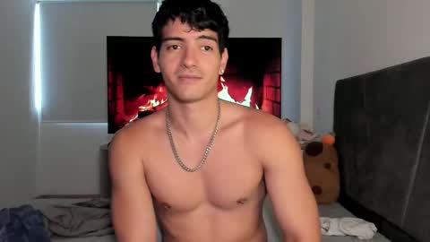 Valentino online show from October 17, 10:25 pm