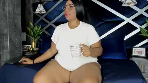 Bbwlatina01 online show from June 5, 12:10 pm