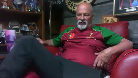 bbwlvr16 online show from April 14, 4:10 pm