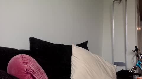 bby2brat online show from January 10, 6:17 pm