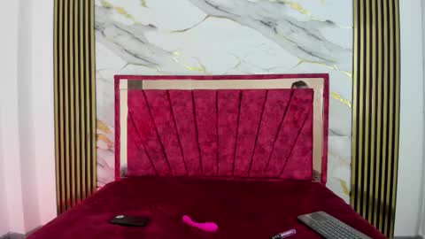 daniela villamizar online show from October 22, 2:19 pm