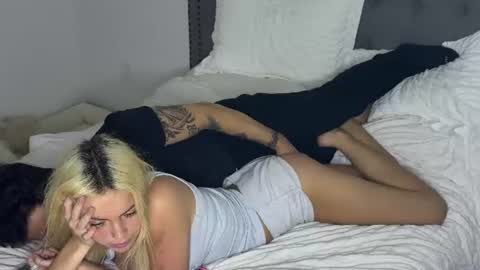beachbabes999 online show from August 1, 4:25 am