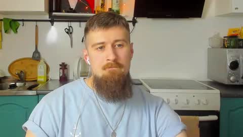 Snapshot of bearded_legend chatting on January 21, 9:04 pm Zeus online show from January 21, 9:04 pm