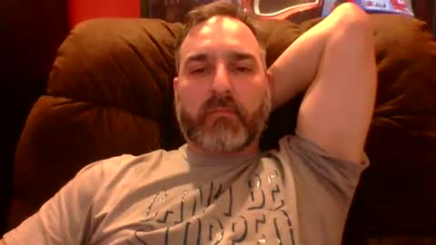 beardedambition online show from December 20, 6:15 pm