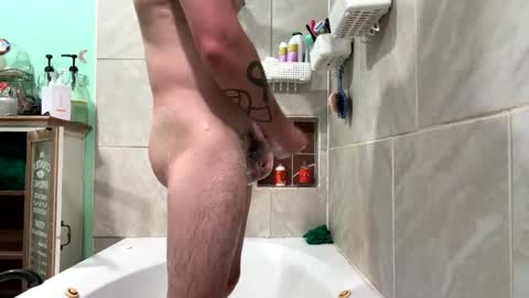 BeardedWonderlust online show from September 20, 1:47 pm