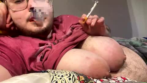 bearmoon820430 online show from December 5, 4:01 am