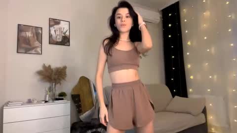 Katie online show from November 27, 1:41 pm